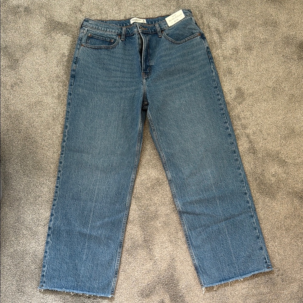 Abercrombie & Fitch '90s Relaxed Blue Jeans